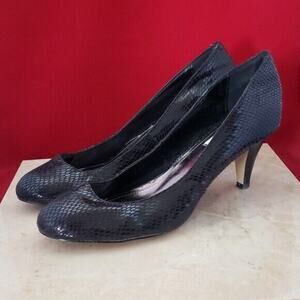 Steve Madden Heels Black Scale Pattern Heels - Size 8.5
